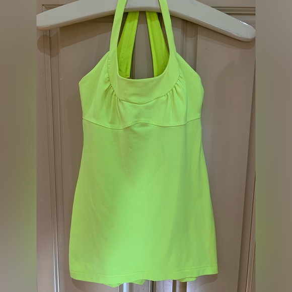 Lulemon women’s tank - Picture 4 of 4